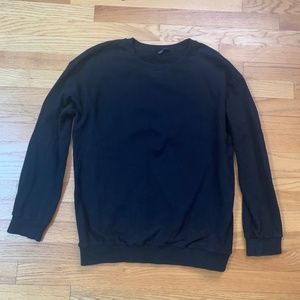 SHEIN Black crewneck sweatshirt